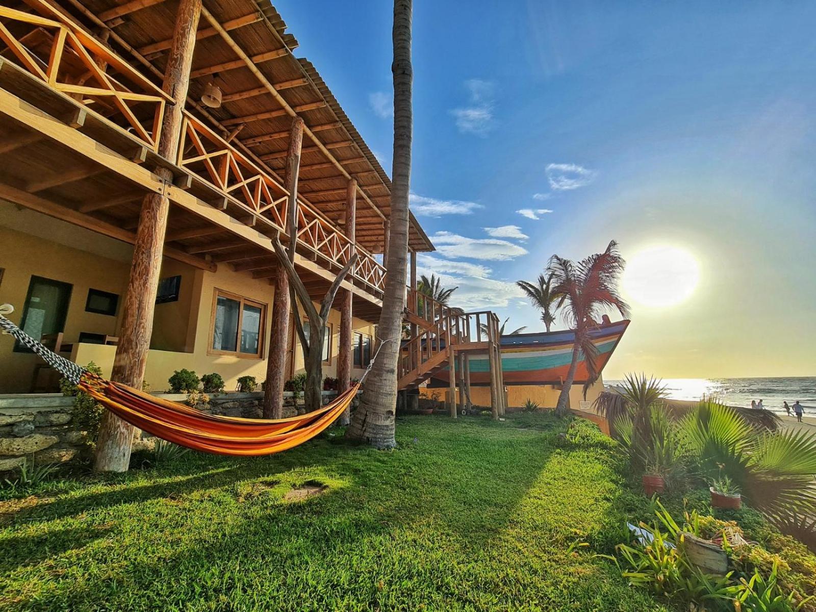 Mancora Beach Hotel (Adults Only) Buitenkant foto